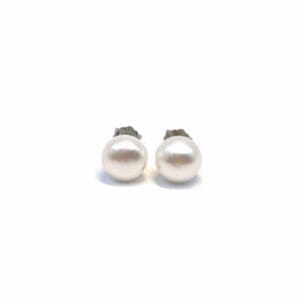 Beaded silver stud earrings with 8-9 mm beads